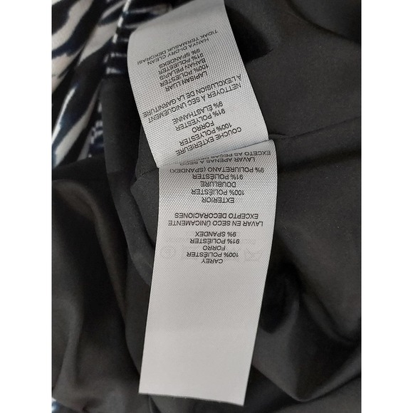 A|X Armani Exchange Skirt Womens Size 0 - Picture 7 of 7